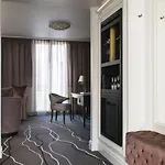 Britannia 5*